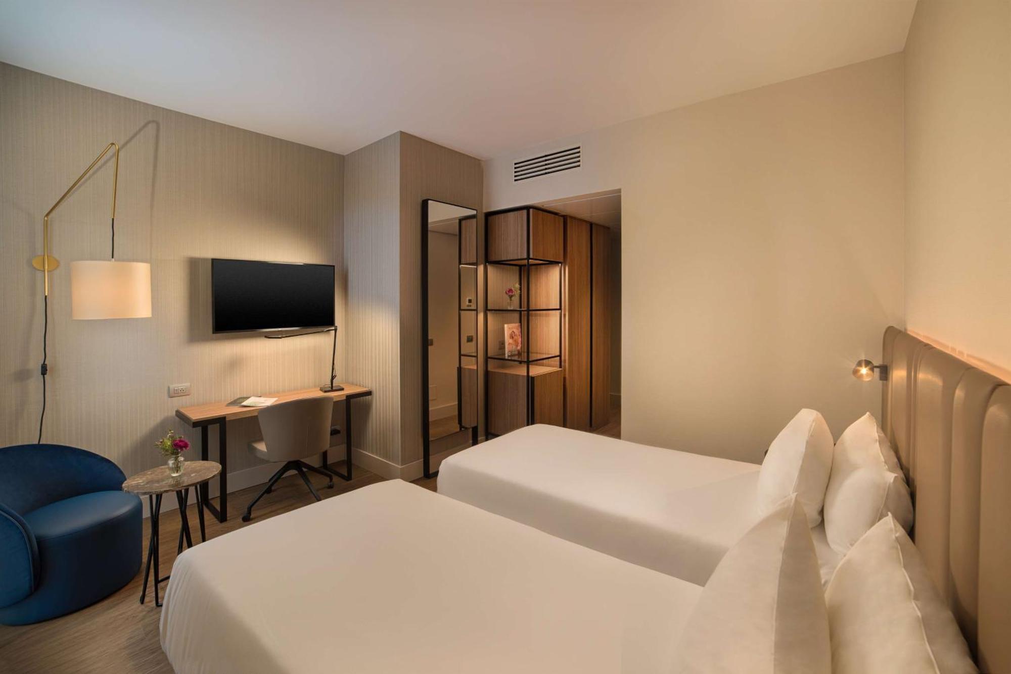 Hotel Nh Milano Corso Buenos Aires Esterno foto